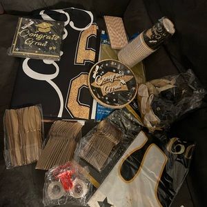 Graduation party supplies